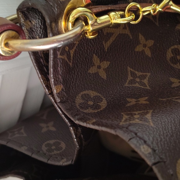 Louis Vuitton Brown Monogram Bag Artsy - Picture 14 of 16